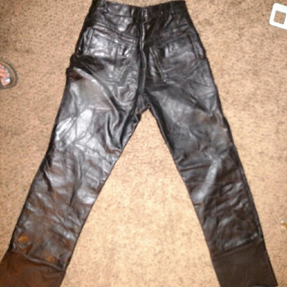 Fully lined black leather pants - Picture 3 of 3